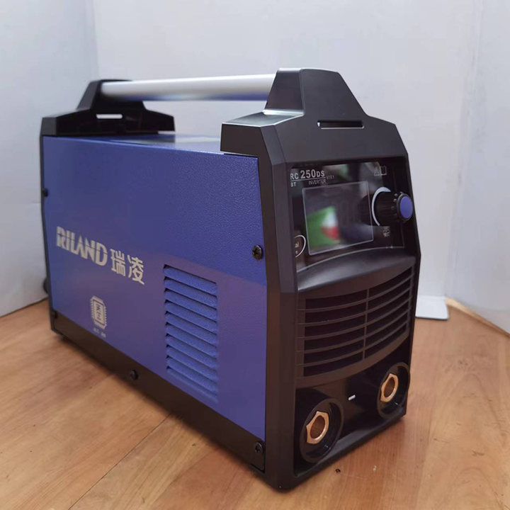瑞凌-焊匠系列ARC-250DS双电压 天工芯片 智能数码屏手工焊机
