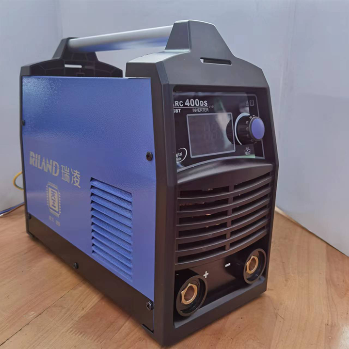瑞凌-焊匠系列ARC-400DS双电压 天工芯片 智能数码屏手工焊机