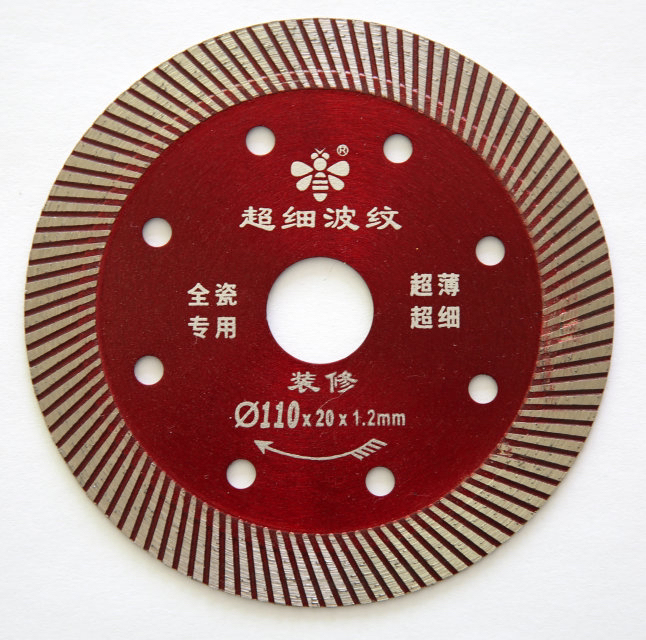 小蜜蜂全瓷细波纹110装修级
