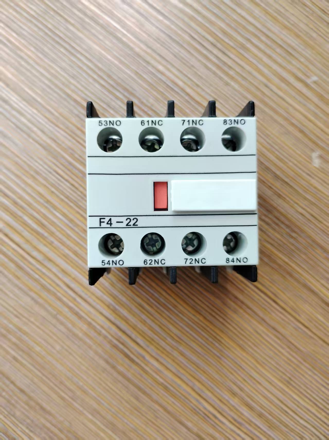 F4辅助开关系列（环宇）
