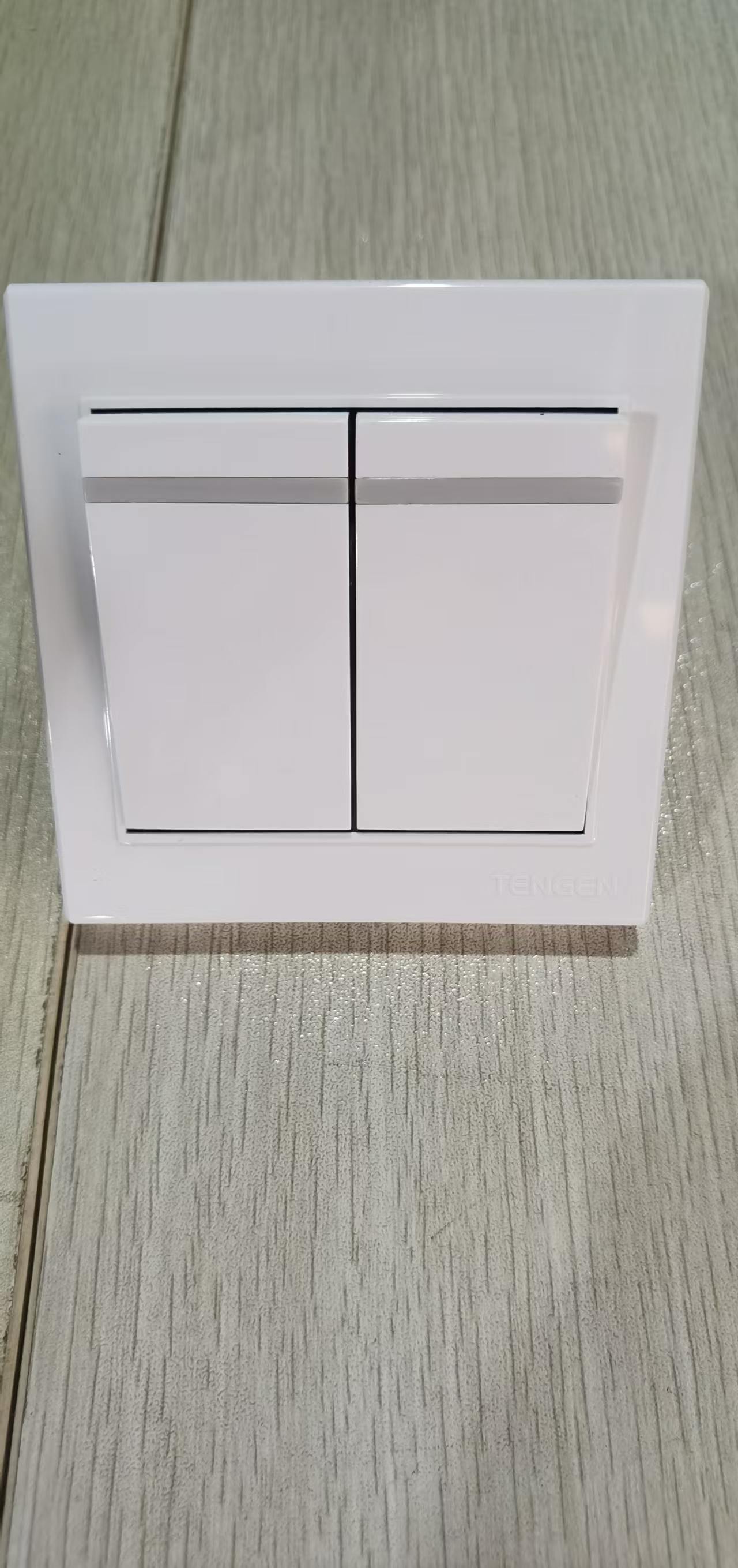 天正 T1系列墙壁开关86型开关暗装开关